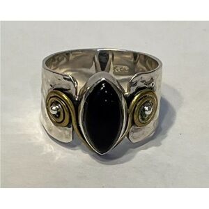 Hammered Sterling Silver Ring With Black Stone Size 10 Gold Tone Swirls
